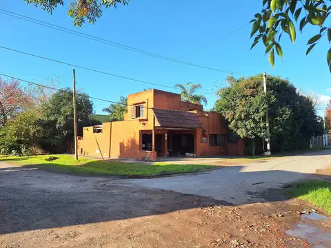 Casa en Manuel B Gonnet