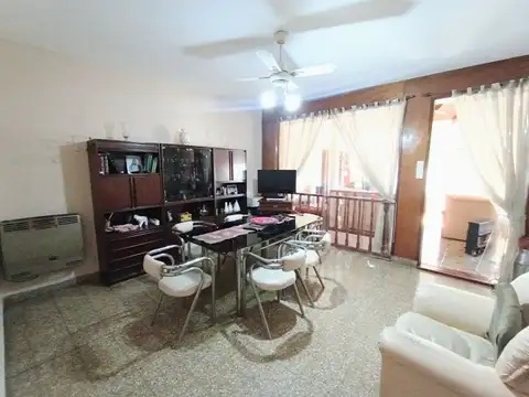 Depto Tipo Casa 3 ambientes con 1 baño