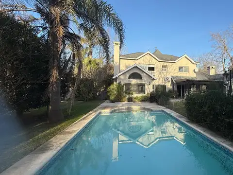 ALQUILER CASA 5 AMB EN CAMPOS DE ALVAREZ EN LOTE INTERNO