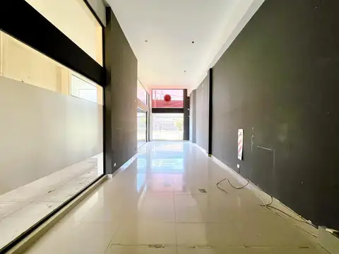 Local en Venta en San Isidro Vías / Libertador, USD 300.000