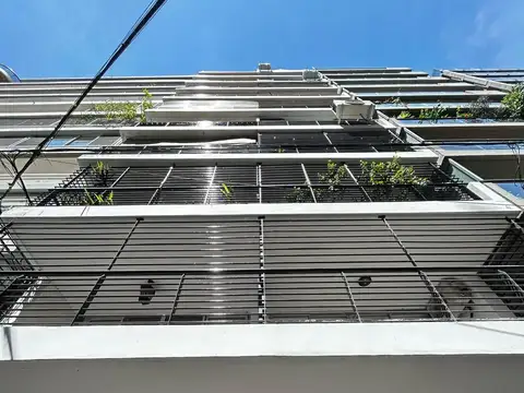 UN DORM. AL FRENTE. BALCON TERRAZA. VISTA RIO. QUINCHO. AMPLIO. EXCELENTE