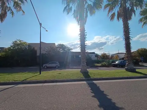 Terreno en Venta de 674,0 m2