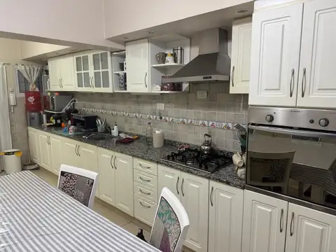 Casa en Venta en Villa Luzuriaga, USD 210.000