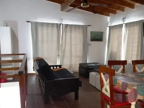 Calle 18 3200, Piso 1