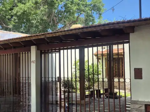 Casa en Alquiler en Godoy Cruz, $ 850.000