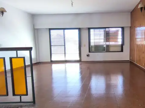 Departamento en Alquiler de 4 ambientes