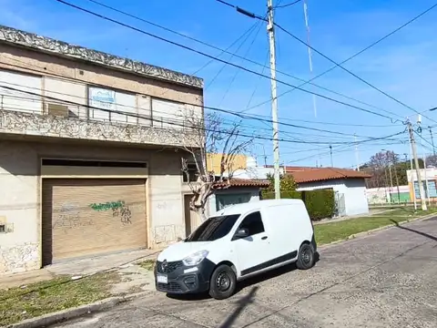 Piso en alquiler en Billinghurst a metros de Triunvirato