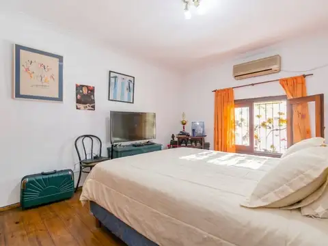 Depto Tipo Casa 4 ambientes con 2 baños
