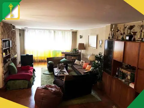 Casa 5 ambientes con 5 baños