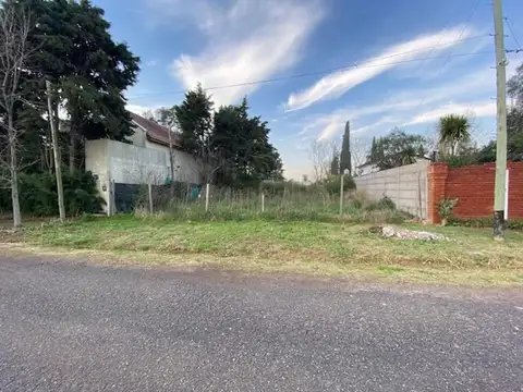 Lote en venta de 540 m2 B. Parque Pelegrini FINANCIACIACION