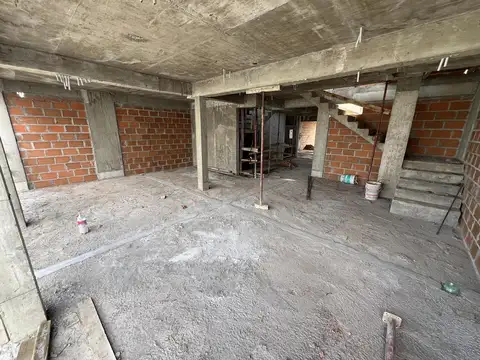 Departamento 4 ambientes con 2 baños