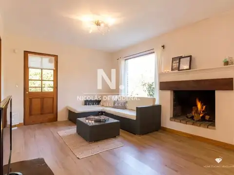 Casa 5 ambientes con 2 baños