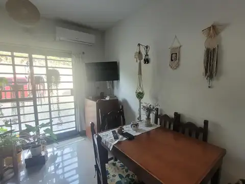 Jorge Newbery 300, Piso PB