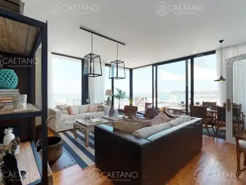Casa 6 ambientes con 5 baños
