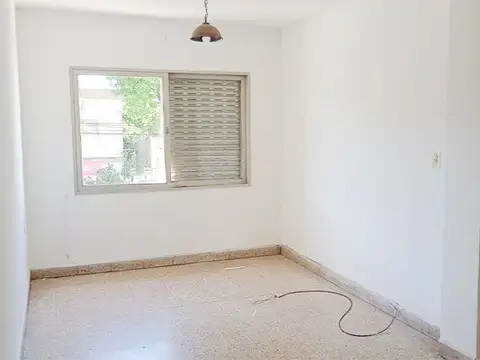 Av. Arijón 2513, PA , Piso 1