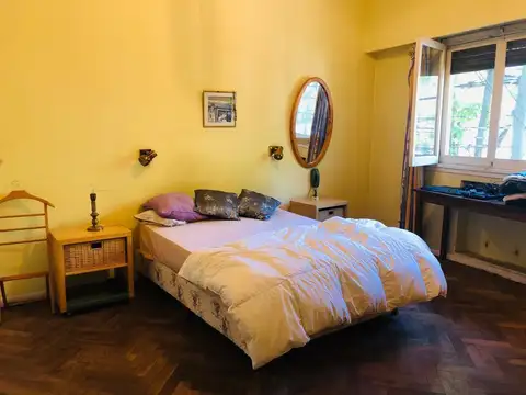 Oficina 5 ambientes con 3 baños
