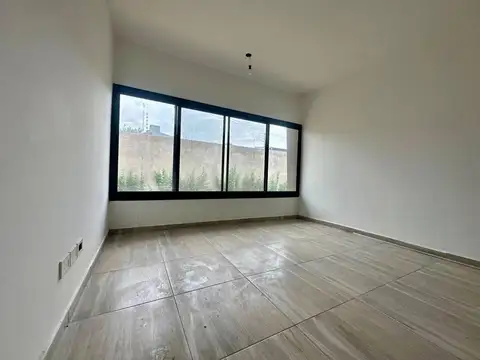 Depto Tipo Casa en Venta con 1 cocheras