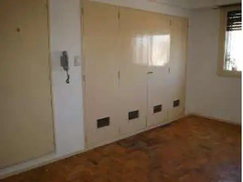 Av Independencia 2300, Piso 9