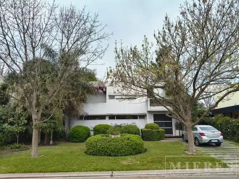 Casa en venta en Haras Santa Maria Barrio Las Caballerizas