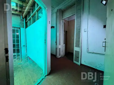 Oficina 4 ambientes con 1 baño