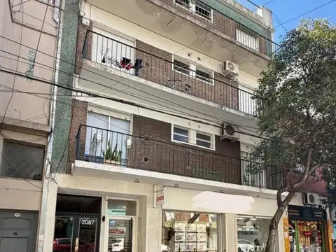 Departamento 2 Amb Sobre Av San Martin