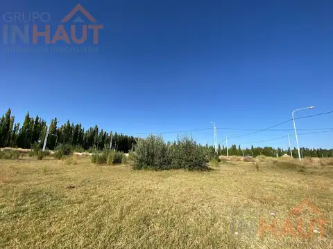 Terreno en  Jardines de Plottier