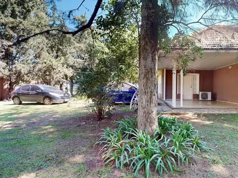 VENTA CASA QUINTA BOSQUES VARELA PILETA PARQUE