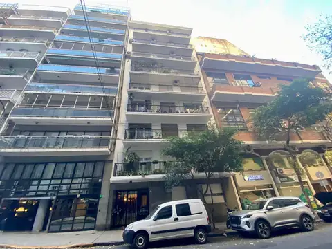 Consultorio en Recoleta. 100 m2