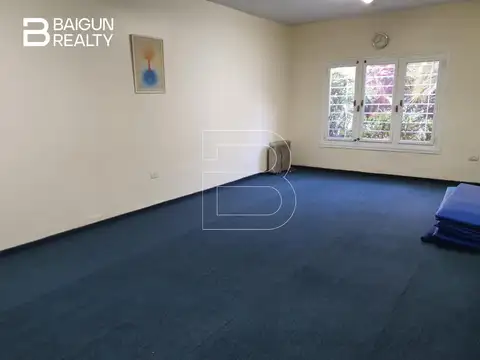 Casa en alquiler para uso comercial, zona Acassuso