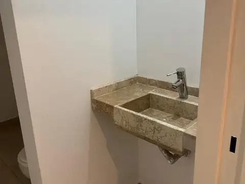 Departamento en Alquiler en Altos de Los Cardale, $ 850.000