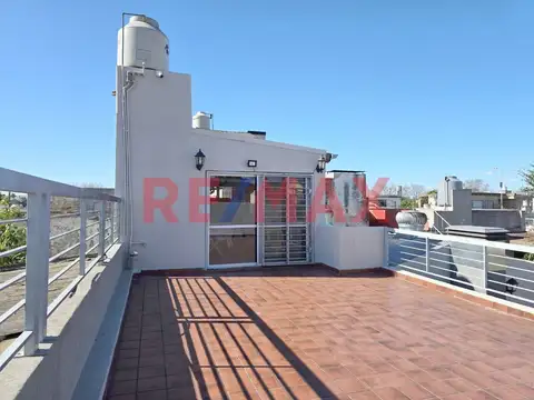 Depto Tipo Casa en Venta en Moron, USD 118.000