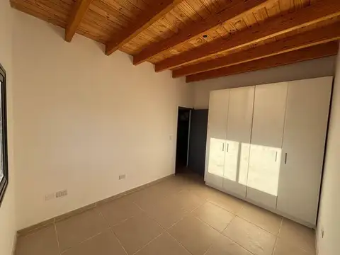 Departamento en Alquiler en Godoy Cruz, $ 500.000