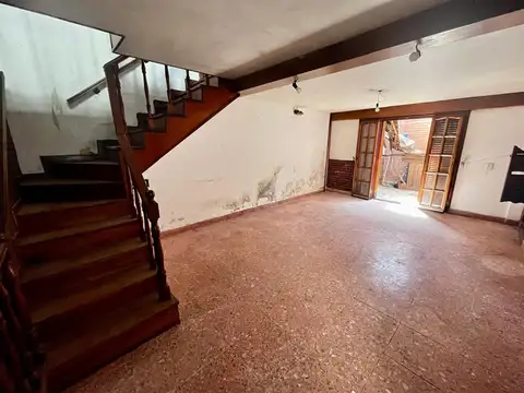 CASA 4 AMB AVELLANEDA PATIO PARRILLA BALCON 