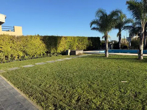 Casa en Venta San Sebastián Área 6 Cod.20
