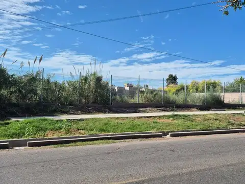 VENTA EXCEPCIONAL LOTE EN GUAYMALLÉN