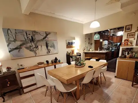 Casa en Venta con 1 cochera