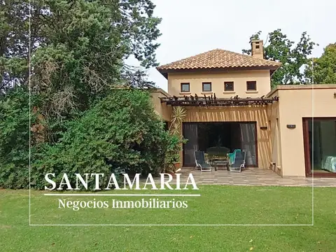 Casa en Venta en Fincas Del Lago, USD 240.000