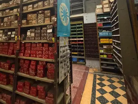 Fondo Comercio en Venta 50 años