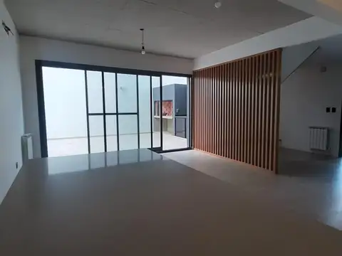 Departamento en Venta en La Lucila Vias / Libertador, USD 310.000