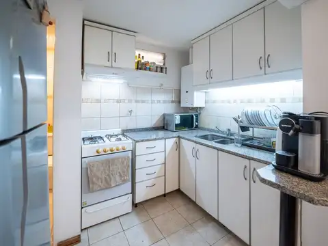 VENTA CASA AL FRENTE 3 DORMITORIOS