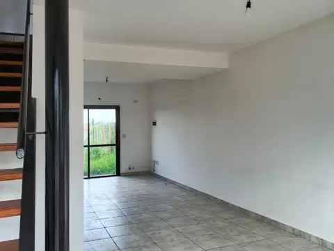 Casa en Alquiler al Noroeste