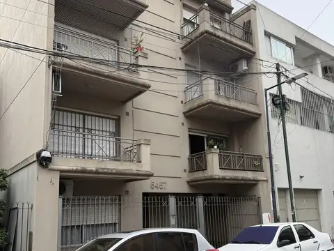 Excelente Departamento de un ambiente a la calle