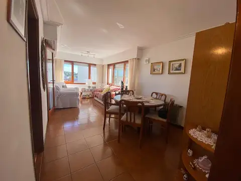 AVENIDA 2 Y PASEO 111