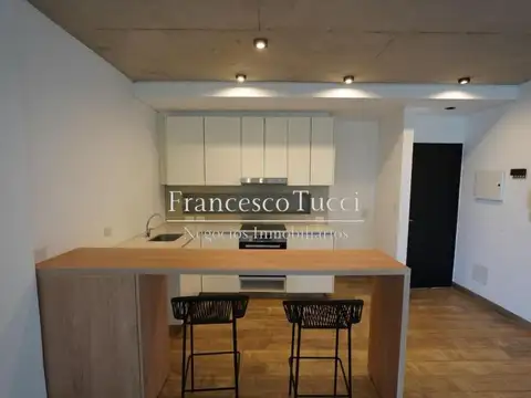 Departamento en Venta en Barrio Parque Leloir, USD 220.000