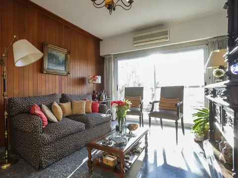 Depto Tipo Casa en Venta de 3 ambientes