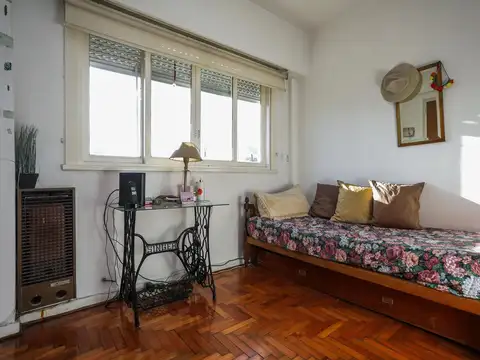 Depto Tipo Casa en Venta 45 años