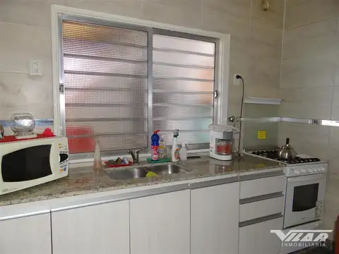 Casa 3 ambientes con 1 baño