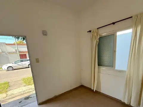 VENTA CASA 2 DORMITORIOS ZONA CENTRO