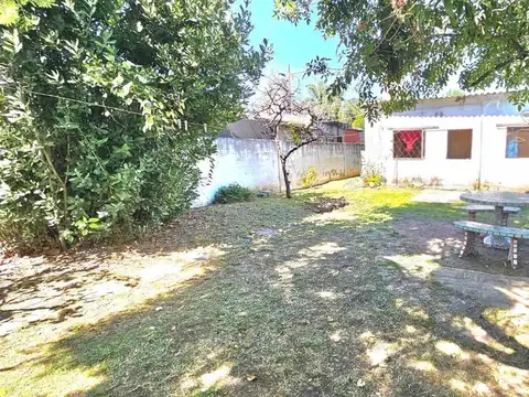 VENTA CASA 4 AMB MAS GALPON MERLO EXC OPORTUNIDAD