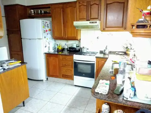 Depto Tipo Casa 3 ambientes con 2 baños
